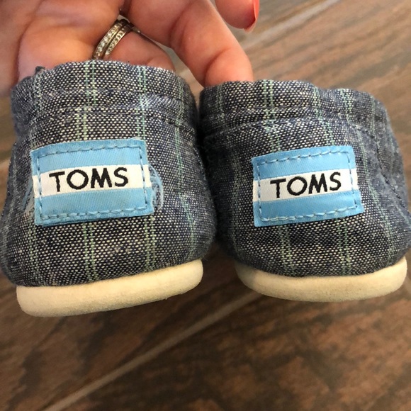 TOMS shoes - Picture 4 of 4